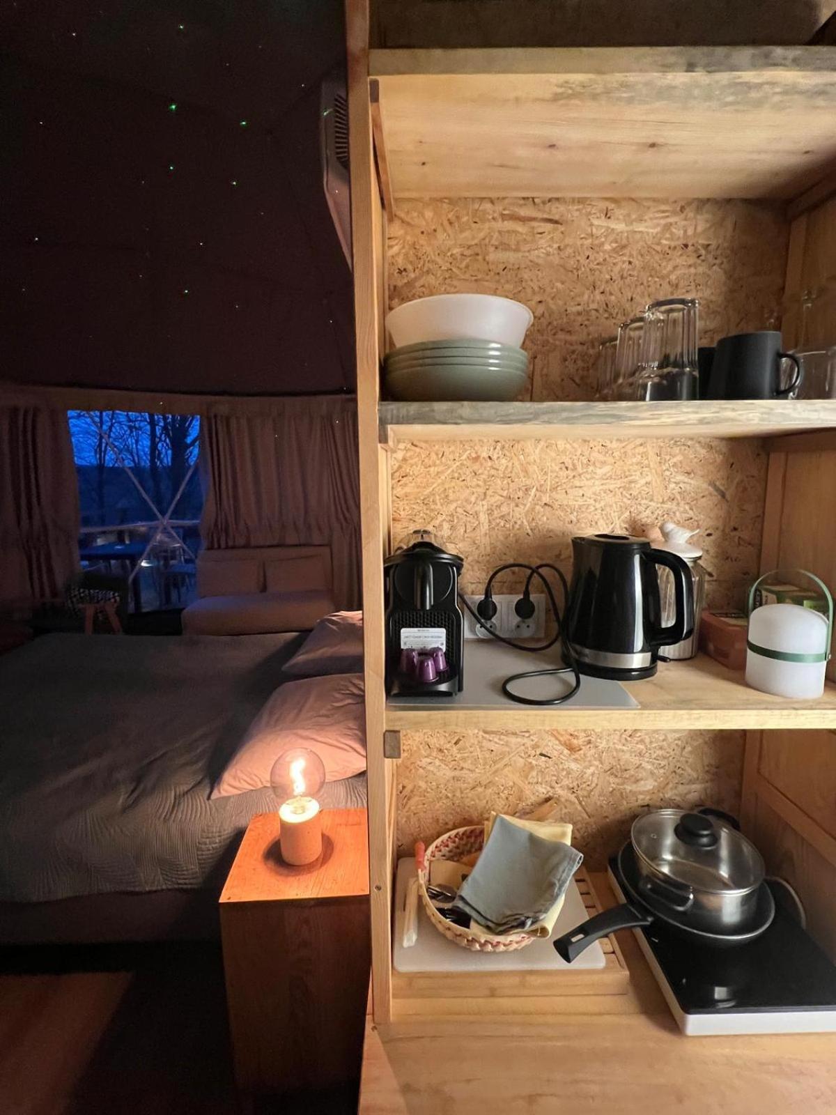 Appartement Na Skraju Lasu Domek Na Drzewie & Glamping à Kazimierz Dolny Extérieur photo